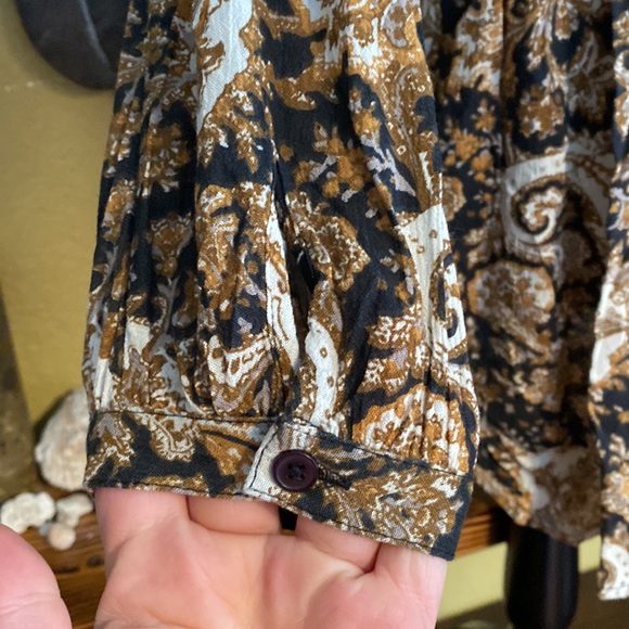 Ecote Oversized Blouse - Picture 5 of 10